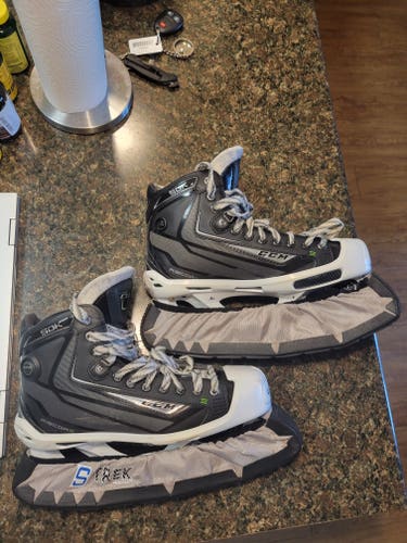 Senior Used CCM Ribcor 50K Hockey Goalie Skates Regular Width Size 9