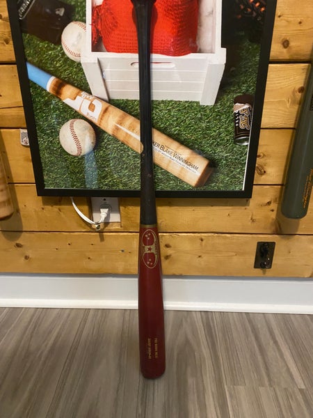 Used (-3) 30 oz 33" Bat