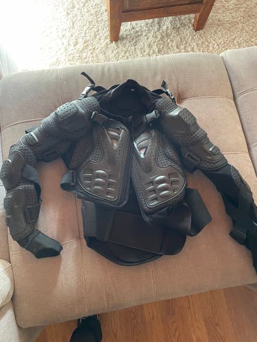 Mountain bike protective gear