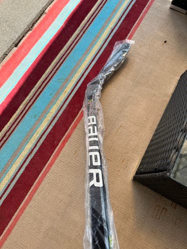 Senior Right Handed P92 Pro Stock Vapor FlyLite Hockey Stick