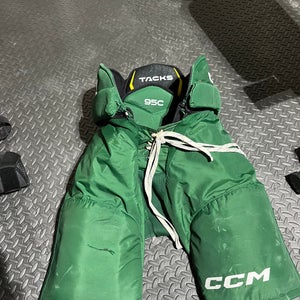Senior Medium CCM  Tacks Hockey Pants