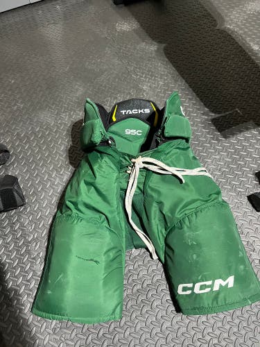 Senior Medium CCM  Tacks Hockey Pants