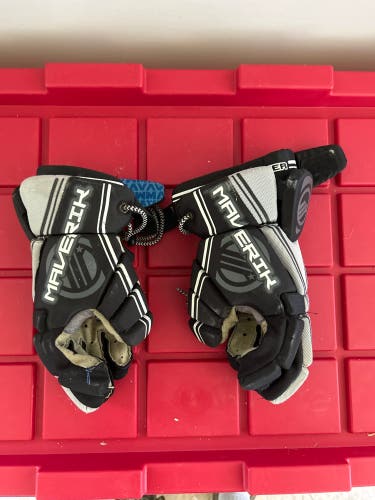 Used Maverik lacrosse gloves Size 12