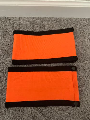 Hockey referee arm bands