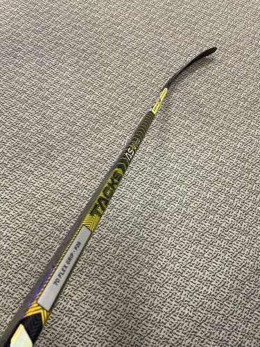 CCM AS-V Pro 70 flex P28 curve left hand stick
