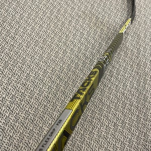 CCM AS-V Pro 75 flex P28 curve right hand stick