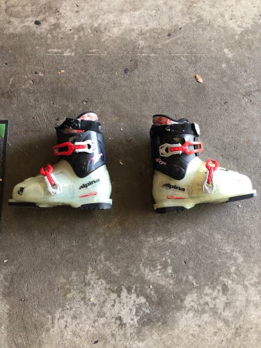 Used Alpina X-Track 60 Ski Boots