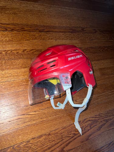 Used Large Bauer Re-Akt 200 Helmet