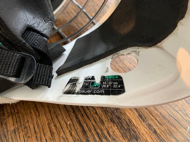 Used Bauer NME 4 Goalie Mask Junior