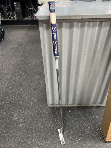Used Titleist Scotty Cameron Newport 2 Blade Putters