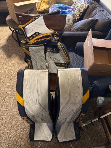 35" Regular AXIS PRO Goalie Full Set