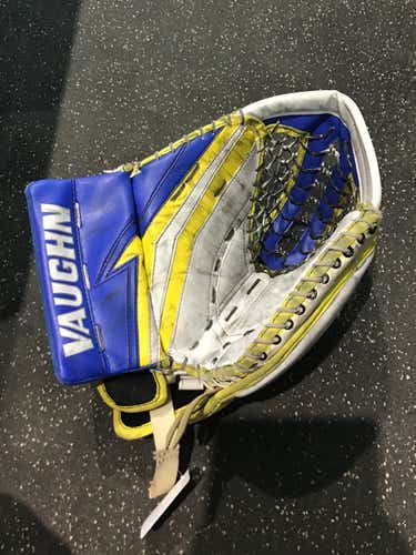 Used Vaughn V9 Regular Goalie Catchers 11771-S000040882