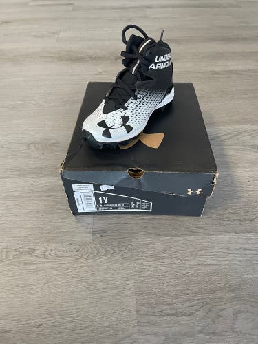 Under Armor Cleat Youth Size 1