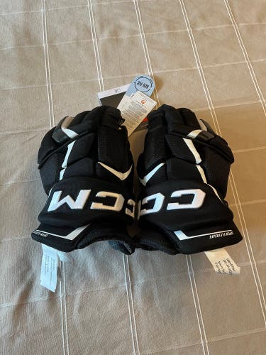 New CCM FT6 Pro Gloves 14” Black