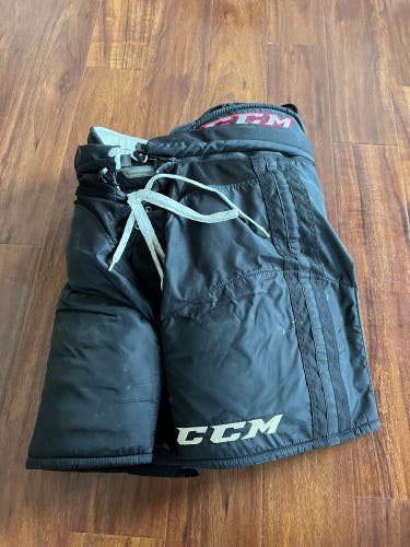 Senior Medium CCM  RBZ 150 Hockey Pants
