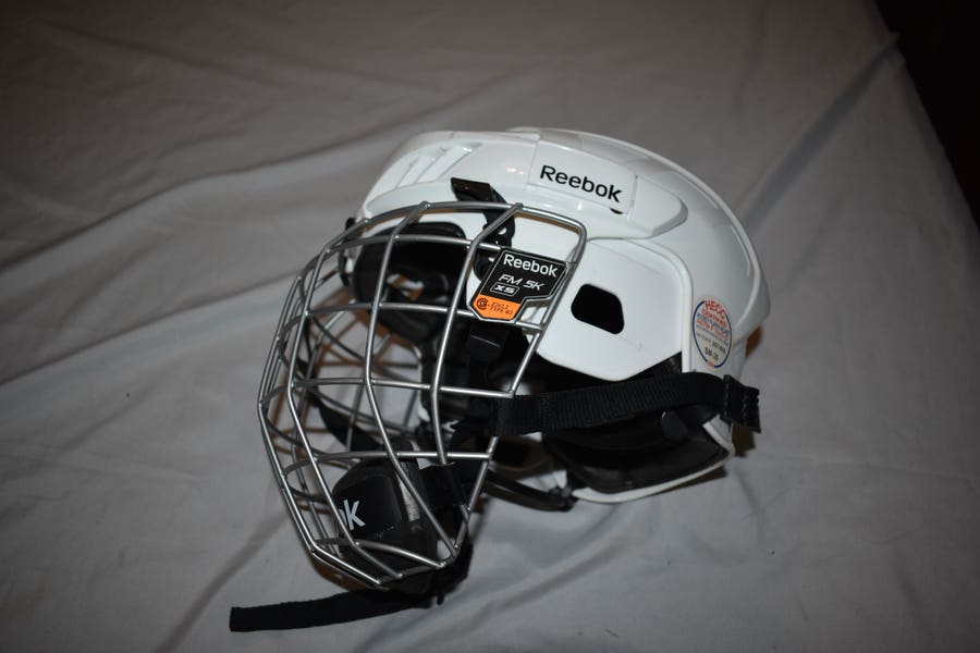 Hockey Cages Reebok Fm 5k Used Reebok FM 5K Hockey Wire Mask Grey SM