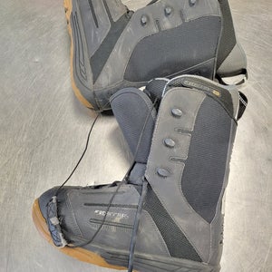Used Ride Snowboard Boots Senior 9 Men's Snowboard Boots