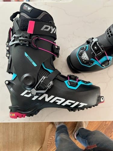 Used Women's Alpine Touring Dynafit Boots