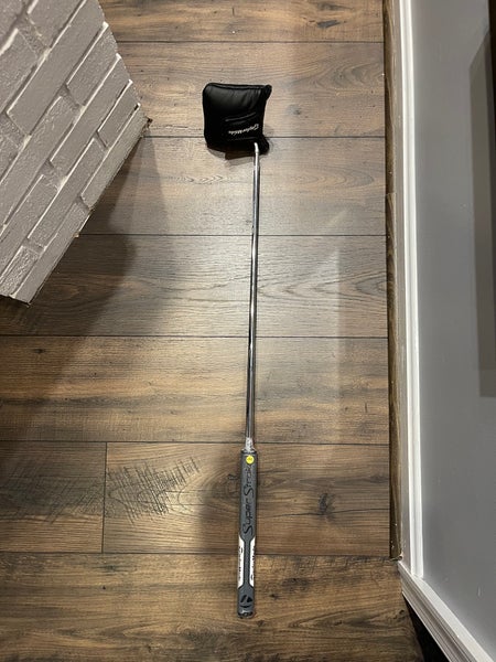 Brand New Men's Mallet 34" Spider x Putter (Bushnell Tour V5 Range Finder Included)