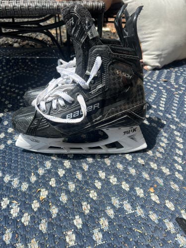 Used Bauer Size 8.5 Supreme Mach Hockey Skates