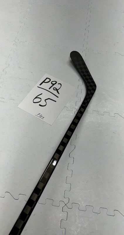 Senior(1x)Left P92 65 flex PROBLACKSTOCK Pro Stock Nexus 2N Pro Hockey Stick