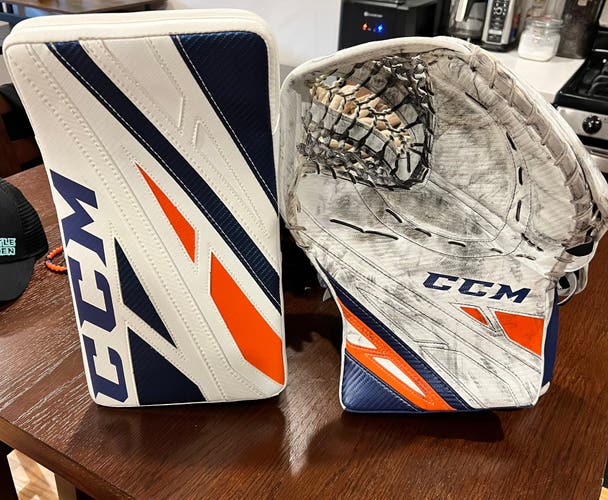 CCM Eflex 4 Islanders Gloves