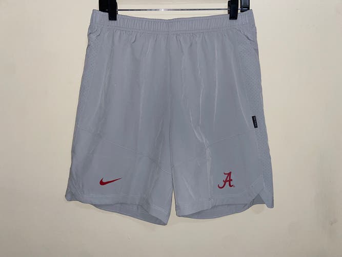 *SOLD* Nike Alabama Crimson Tide Team Issue On-Field Player Shorts Mens 4XL DC6775-007