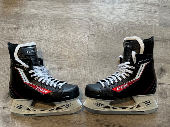 Senior Used CCM JetSpeed 251 Hockey Skates Regular Width Size 10