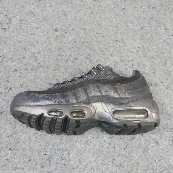 Abrasivo masculino envío Nike Air Max 95 Premium Womens Running Shoes Size 6.5 Sneakers Metallic  Black | SidelineSwap