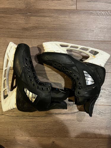 Used True Regular Width Pro Stock Size 10 Pro Custom Hockey Skates