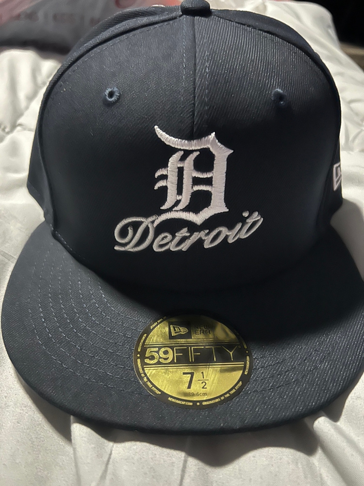 Detroit tigers Fitted Hat 7 1/2 New Era Hat