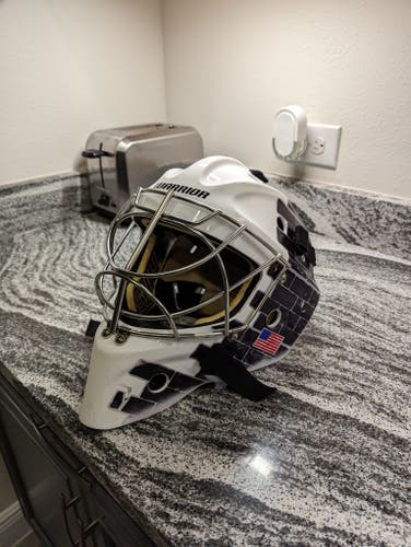 Senior Used Warrior Ritual F1 Goalie Mask