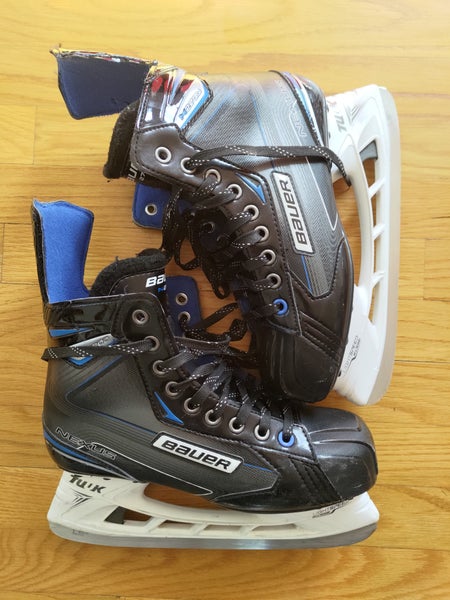 Senior Used Bauer Nexus N2700 Hockey Skates Regular Width Size 7.5