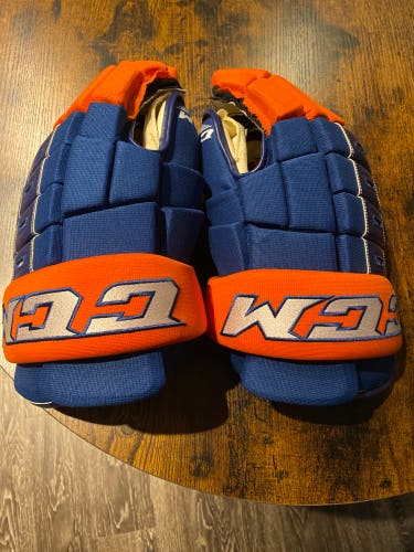 CCM HG4RXP 15 in hockey gloves