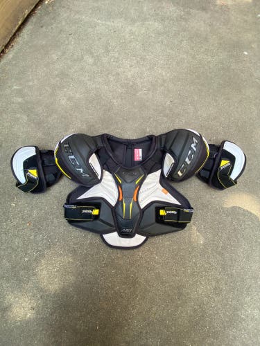 CCM super tacks shoulder pad / elbow pad bundle