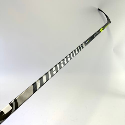 Used Right Handed Warrior Alpha LX Pro | 100 Flex | Custom Curve | Grip | A891