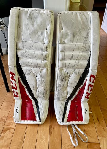 Used 30" CCM Extreme Flex E3.5 Goalie Leg Pads