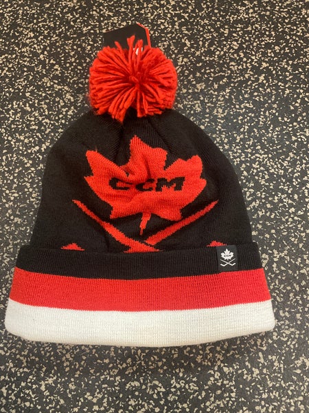 Toronto Maple Leafs Crochet Beanie Hat With NHL Patch/ Photo 