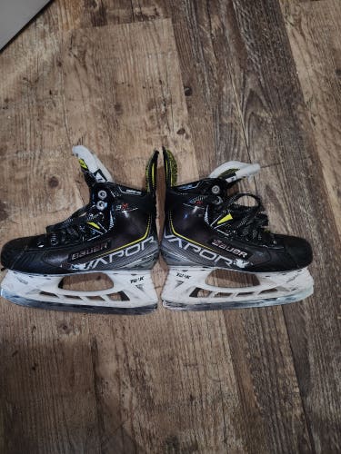 Bauer Vapor 3X Hockey Skates Extra Wide Width Size 2
