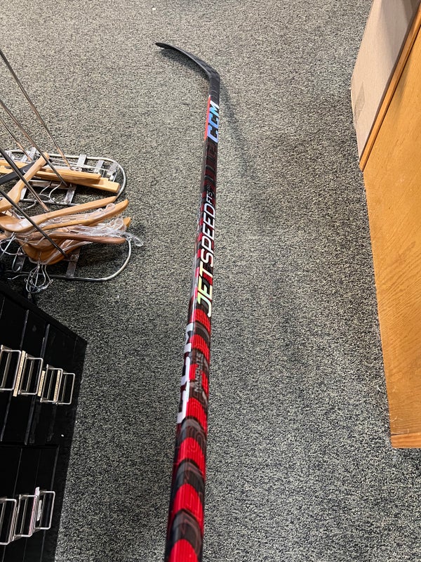 NEW Senior Right Hand CCM Jetspeed FT5 Pro Hockey Stick 75 Flex P29