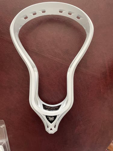 New Defense Unstrung Rebel Head