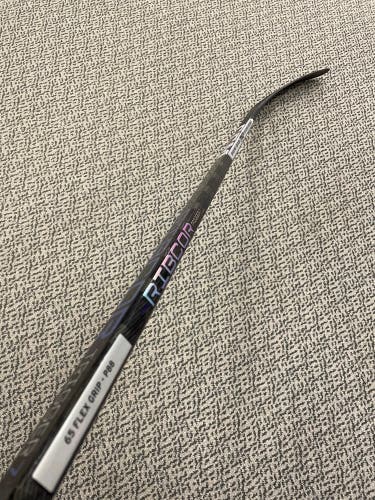 CCM Trigger 7 Pro 65 Flex P88 curve left hand stick