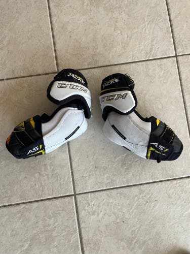 CCM Super Tacks AS1 Elbow Pads