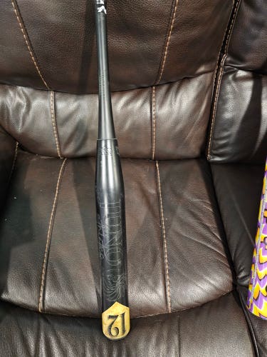 Used Juno Noire Bat (-8) 26 oz 34"
