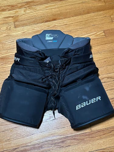 Used Medium Bauer Elite Hockey Goalie Pants