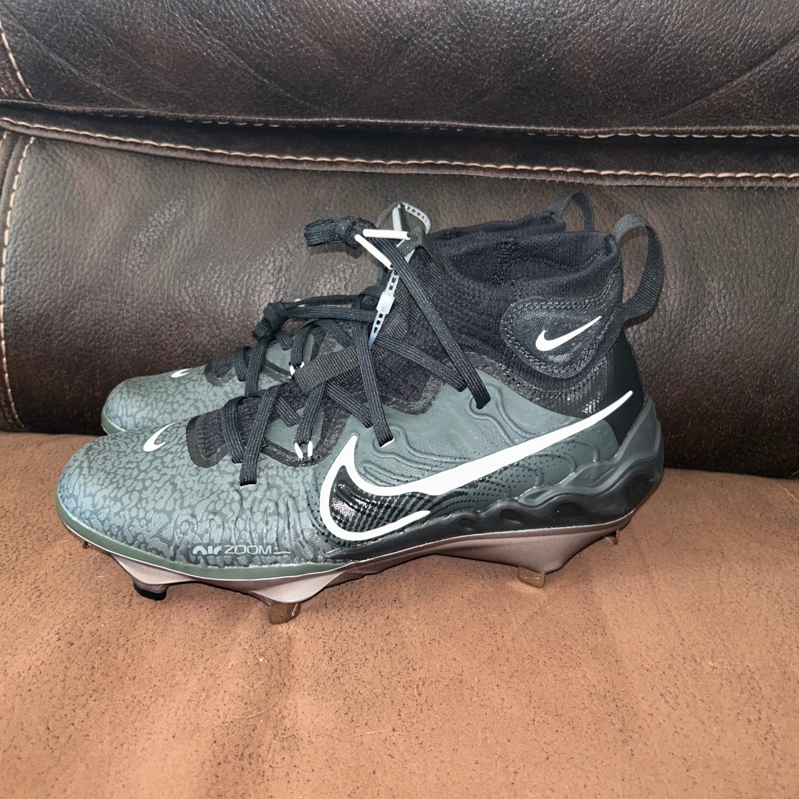 Nike Alpha Huarache NXT Men's Baseball Cleats.