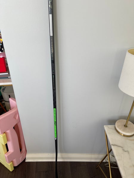 New Right Handed P28  Trigger 6 Pro Hockey Stick