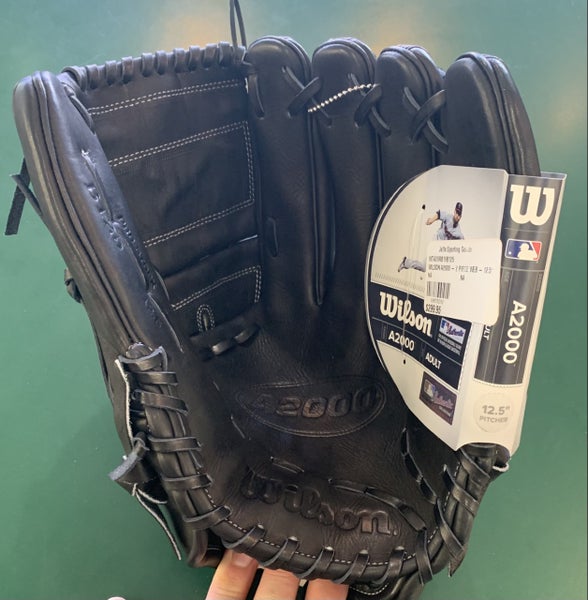 New 2018 Wilson Right Hand Throw Outfield A2000 Baseball Glove 12.5"