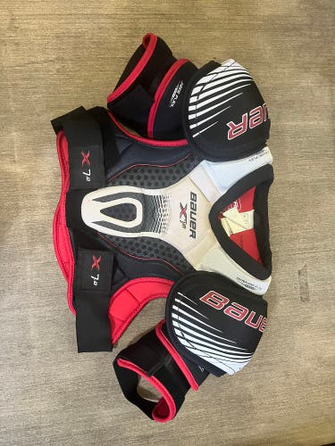 Bauer x7.0 Chest Protector