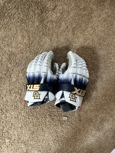Team Issued STX Large Rzr Lacrosse Gloves